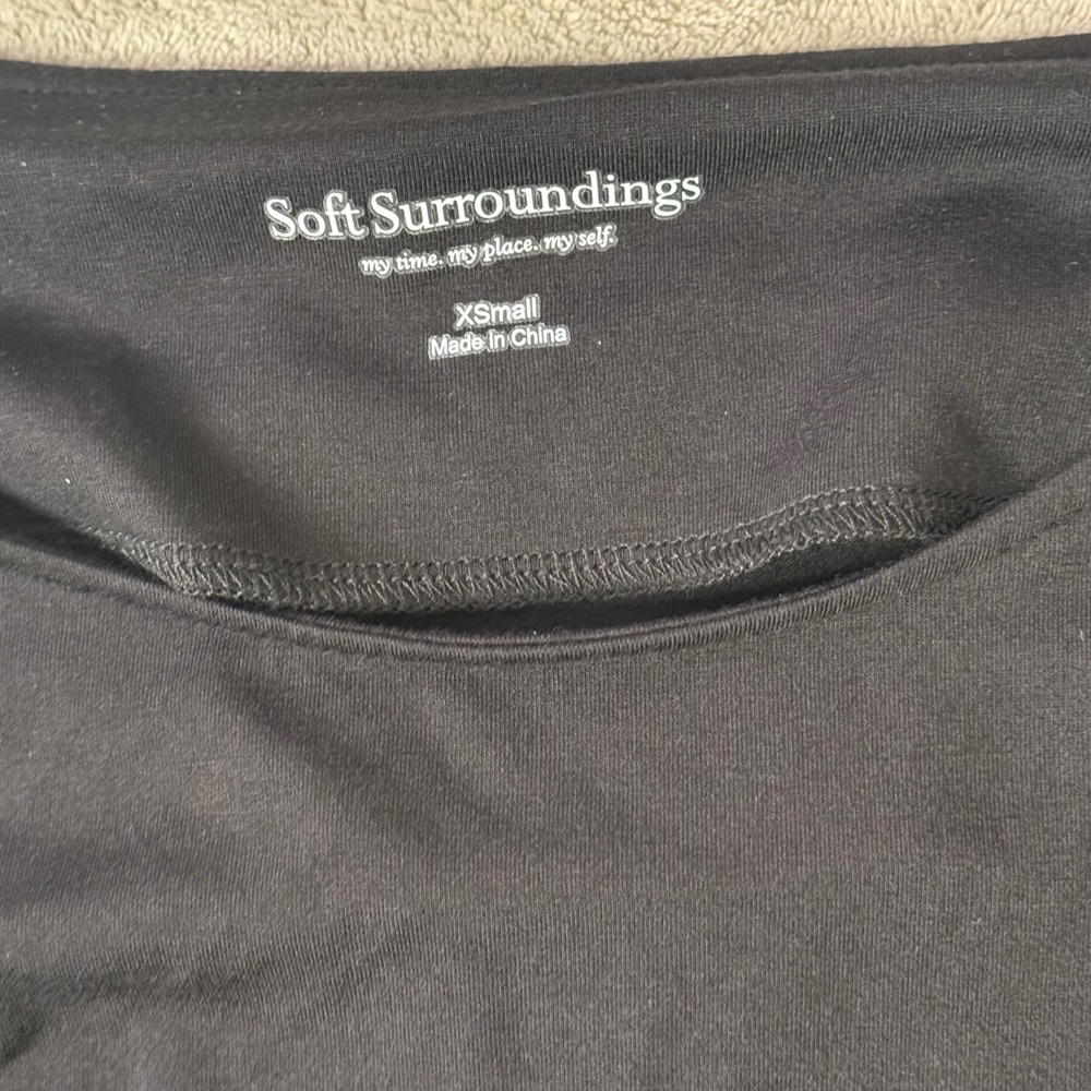 Soft Surroundings Black Ruched Side Long Sleeve Top Size XS Stretch Minimalist - Picture 4 of 8
